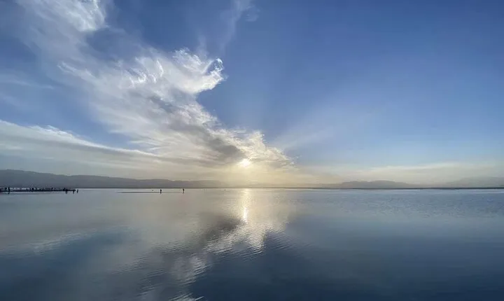 Private Day Tour to Qinghai Lake and Chaka Salt Lake from Xining