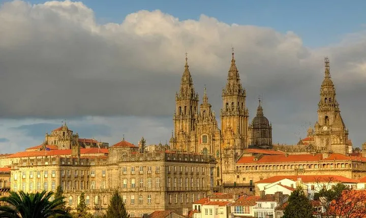Private 8-hour Tour to Santiago de Compostela from A Coruña with Hotel pick-up