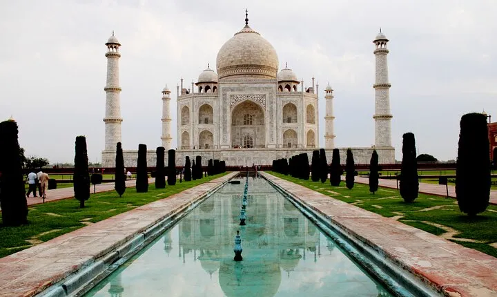 Private Sunrise & Sunset Tour of the Taj Mahal