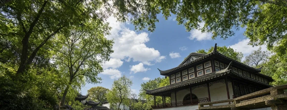 Suzhou Classical Gardens and Water Town visit with pick-up