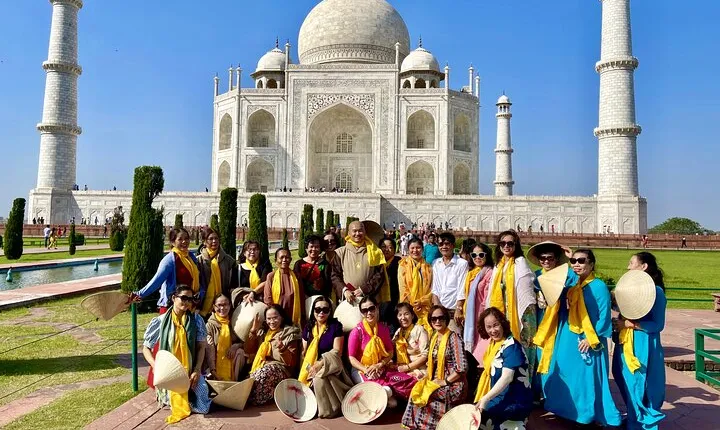 2 Day Delhi and Agra Private Tour with Taj Mahal at Sunrise