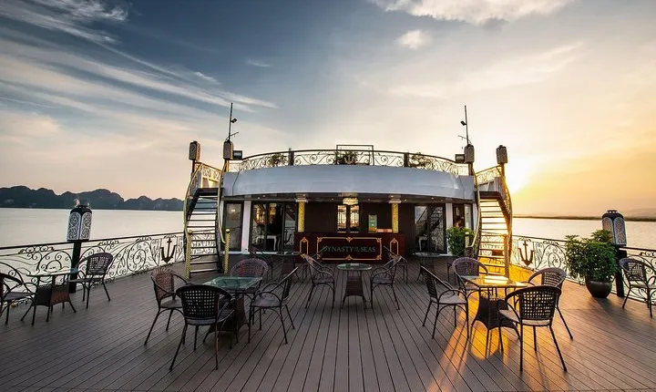 Halong Aquamarine Cruise Luxury Halong 2 Days Tour from Hanoi