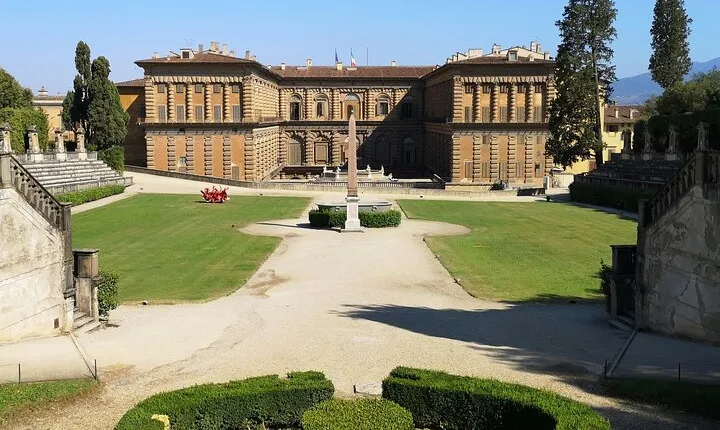 Uffizi and Pitti Palace tour with Boboli Gardens and Gelato!