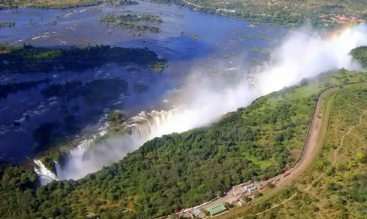 9 Days And 8 Nights Around Zimbabwe Safari Plus Chobe Day Trip (botswana)