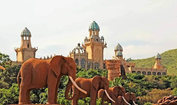 Pilanesberg and Sun City Tour
