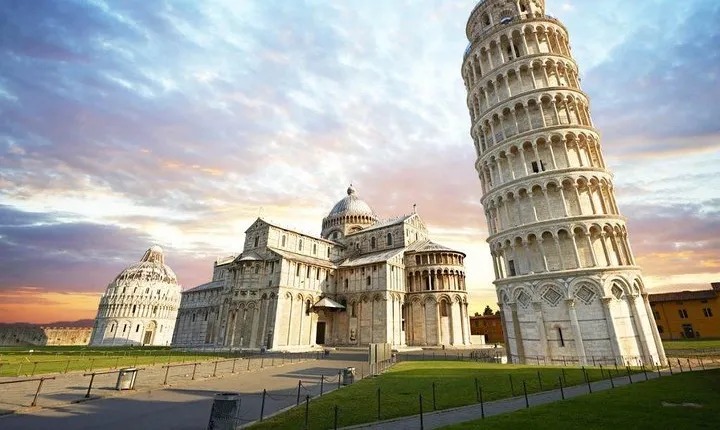 Pisa - Lucca Private Day Trip