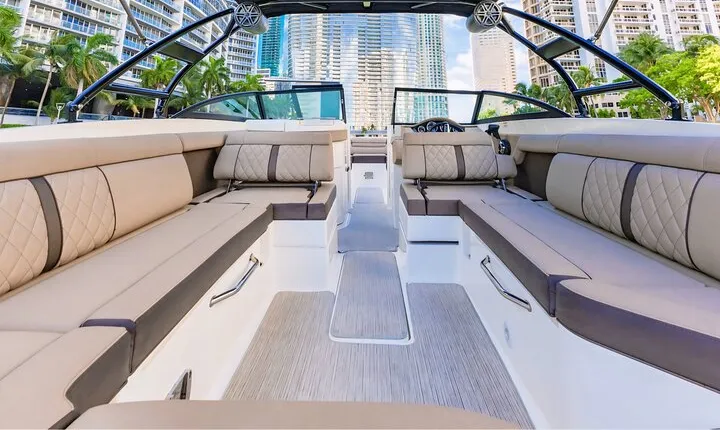 Best of Miami: Private Top-Rated Boat Charter & Guided Experience