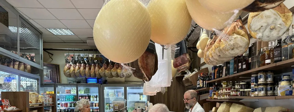 Bari street food walking tour