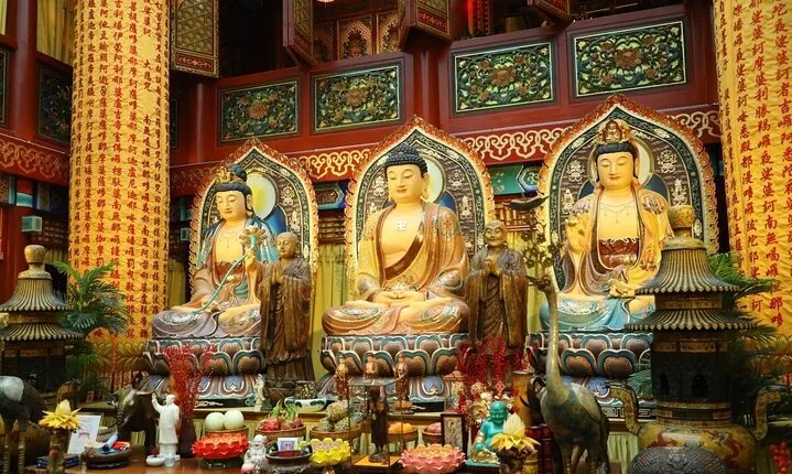 Beijing Summer Palace and Buddhism Theme Teahouse Visit with Meal and Boat Ride