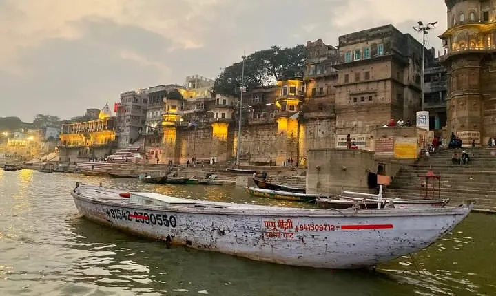 Private Full-Day Varanasi Tour with Boat Ride