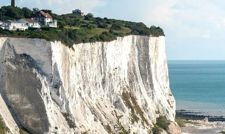 Canterbury Cathedral, Dover Castle & White Cliffs Guided Day Tour from London