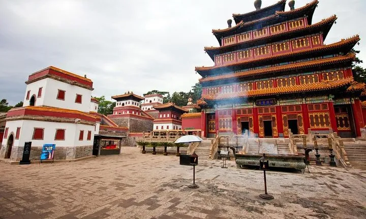 Private Round Trip Transfer to Chengde from Beijing with English speaking driver