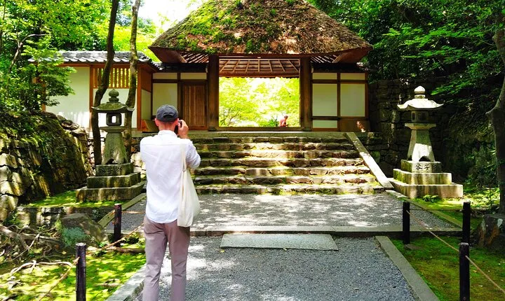 Kyoto: Philosopher’s Path and Hidden Temple Walking Tour