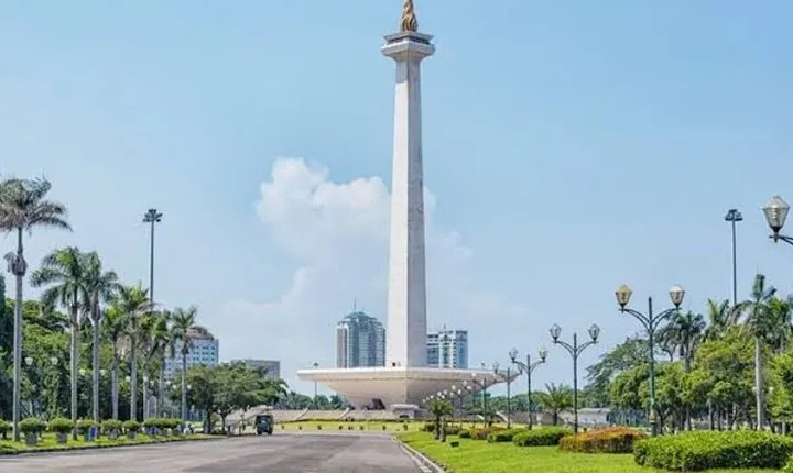 Half Day Jakarta Private Tour in two highlight place