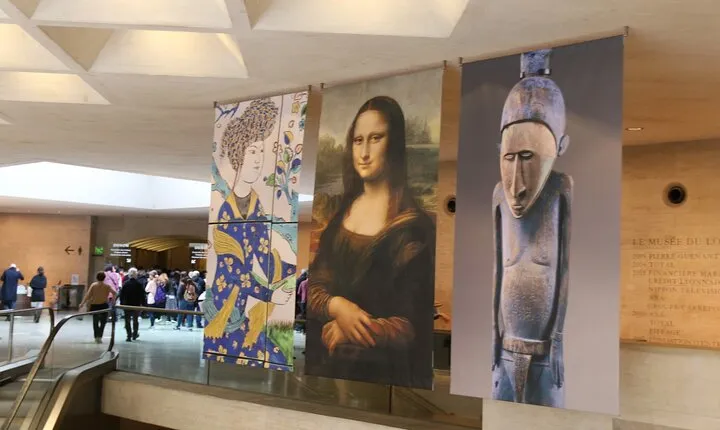 Full-Day Paris City Tour with Louvre, Saint-Germain-des-Pres and Lunch Cruise