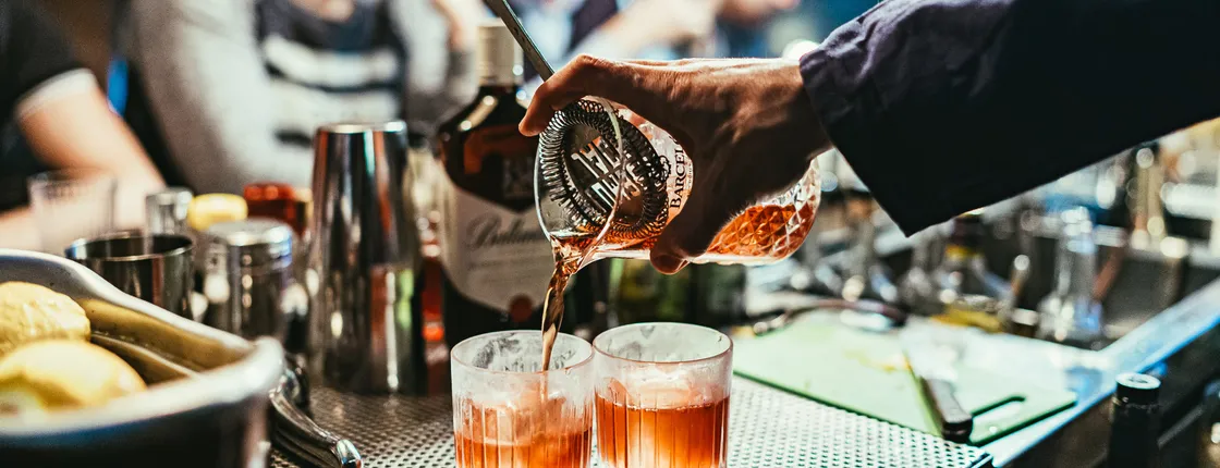 Paris Cocktail Tour: A Local's Guide to the City's Best Bars