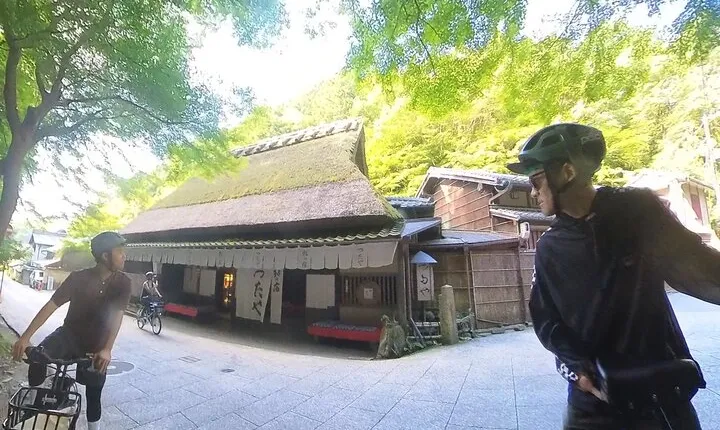 Private: E-bike Cycling Tour in Arashiyama