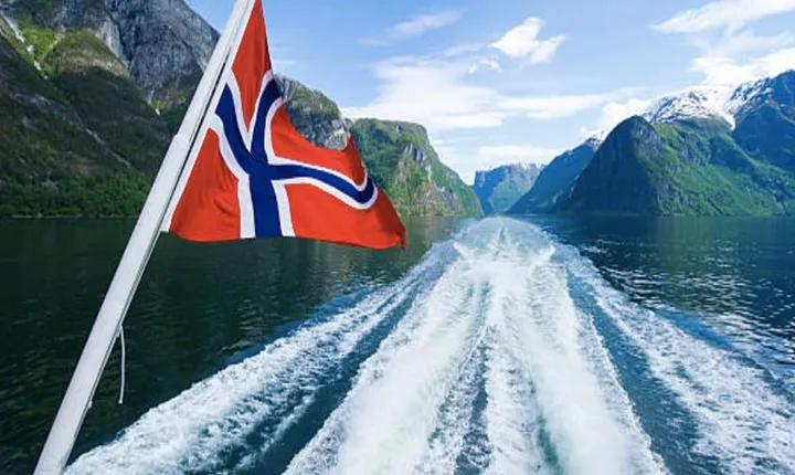 Bergen: Mostraumen Fjord Cruise