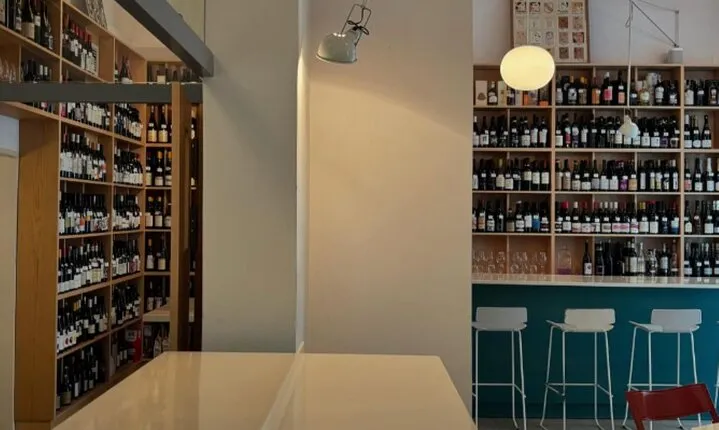 Rome’s Exclusive Wine Tasting: Sip Near the Colosseum!