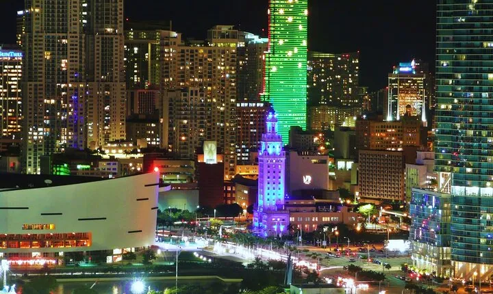 Miami Twilight Skyline Cruise