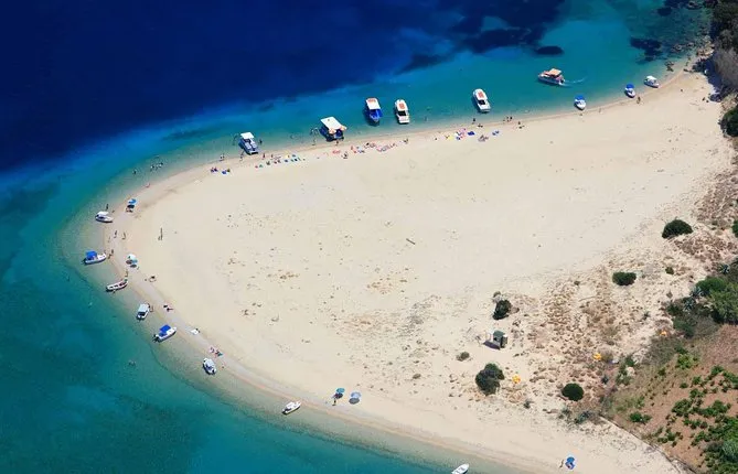 Zakynthos Keri Caves, Marathonissi, and Turtle-Spotting Kaiki Boat Trip