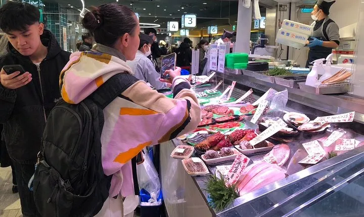 Hidden Flavors of Kyoto Nishiki Market Private Food Tour By Guide