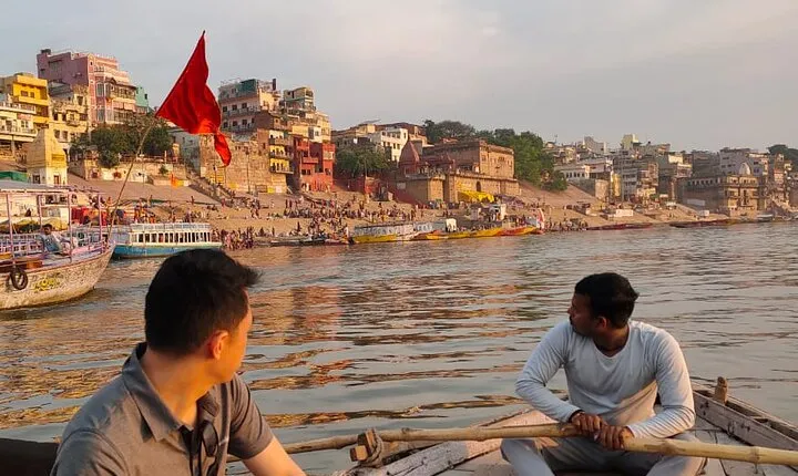 Varanasi Day Tour with Ganges Boat Ride & Evening Aarti