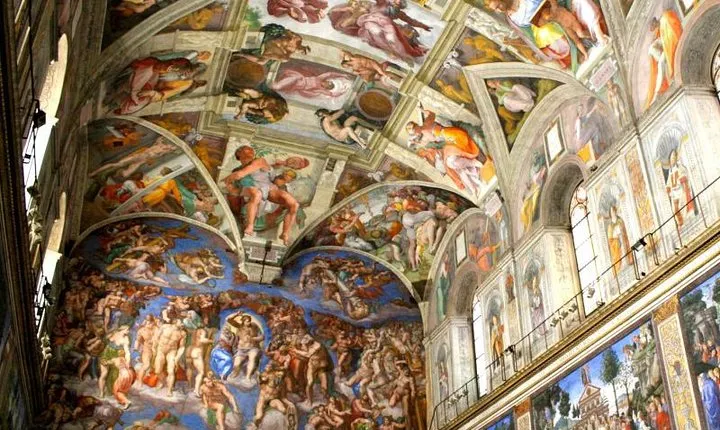 Express Early Morning Sistine Chapel Tour with Max 6 People