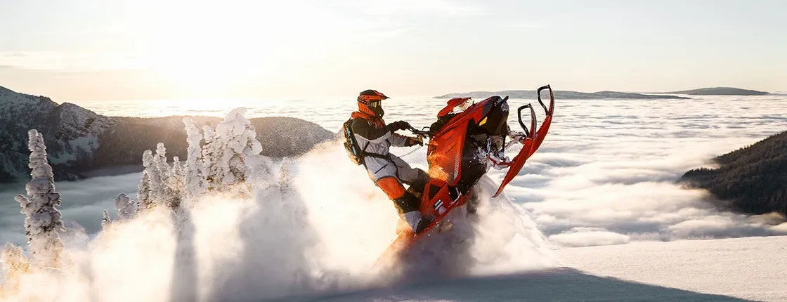 Snowmobile safari in Lapland