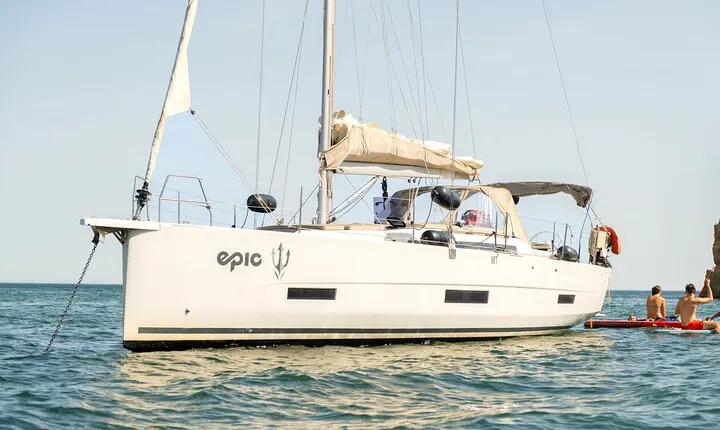 3 Hour Boat Trip to Ponta da Piedade
