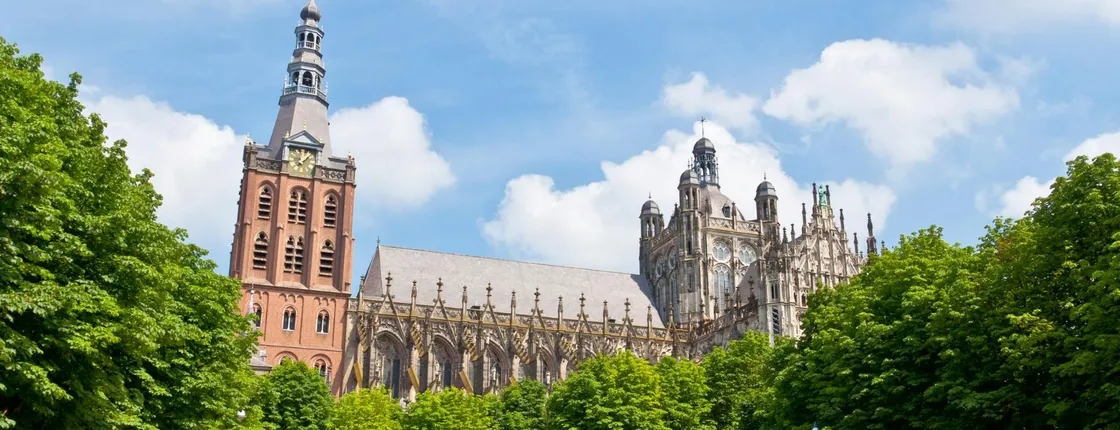 AI-Guided Walking Tour of Den Bosch with Walky the WhatsApp Chatbot