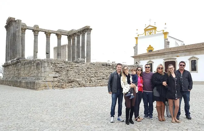 Small group day trip to Évora