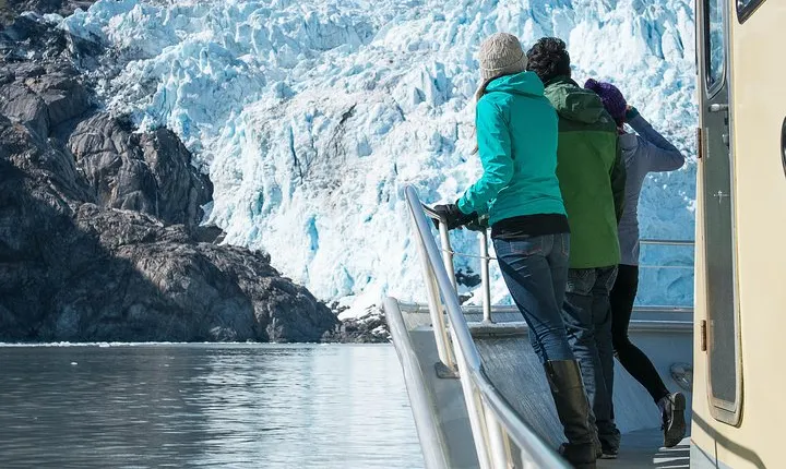 Full-Day Kenai Fjords National Park Northwestern Cruise
