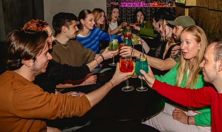 Tipsy Tour: Fun Bar Crawl In Florence with Local Guide