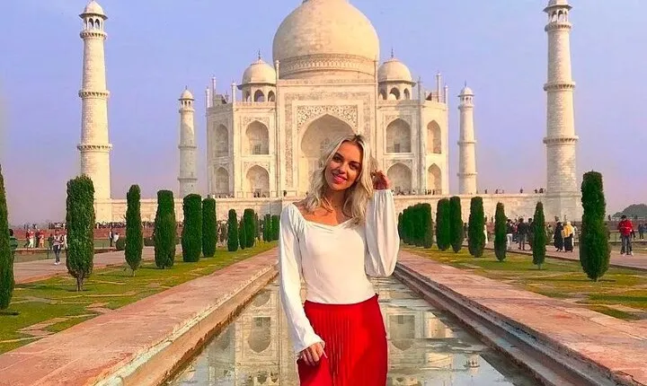 Skip-The-Line Taj Mahal Private Guided Tour