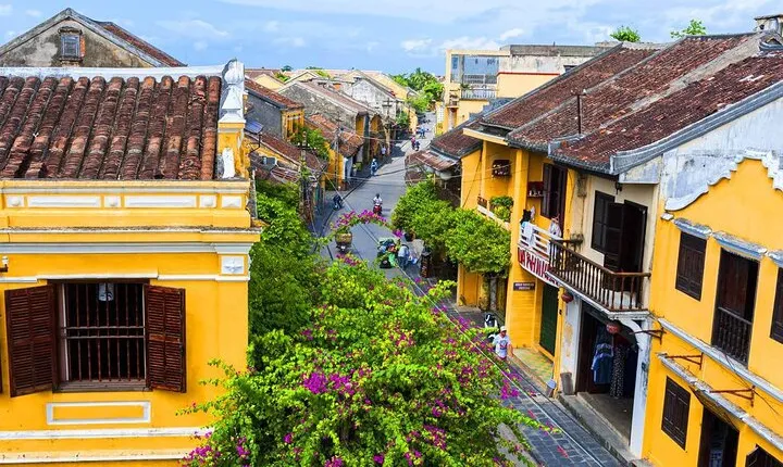 Hue, Hoi An, Marble Mountains and Hai Van Pass Private Tour