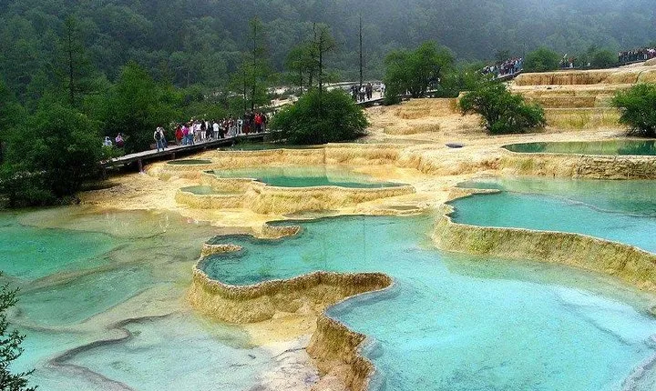 17-Day Private Tour to Shanghai,Xi'an,Sichuan,Yunnan Lijiang and Guilin