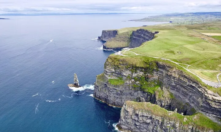 Private Chauffeur Cliffs of Moher Tour & Galway from Dublin 