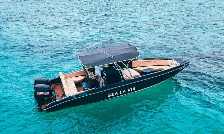 Private Full-Day Luxury Boat Rental Rosario Islands