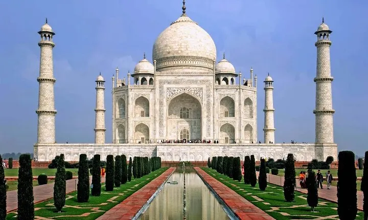 From Agra Private Taj Mahal and Agra Fort Tour By Car
