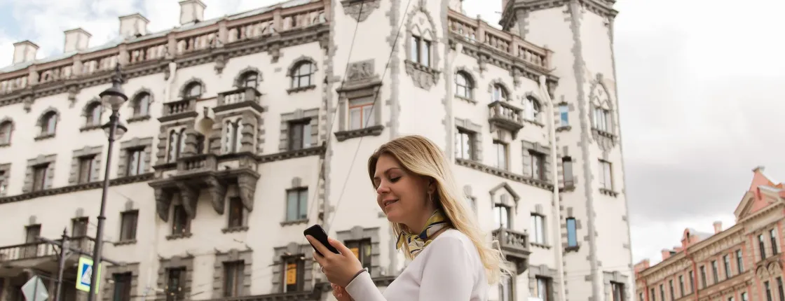 St. Petersburg: Fantastic Facades and Courtyards of Petrogradsky Island Self-Guided Audio Tour