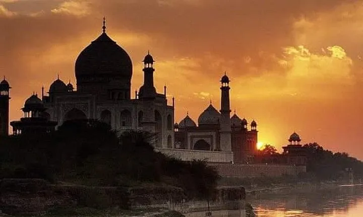 Awesome Taj Mahal Sunset View with Other Monument in agra Tour