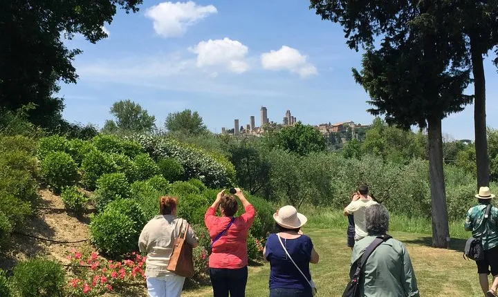 Pisa, Volterra and San Gimignano Private Tour from Florence