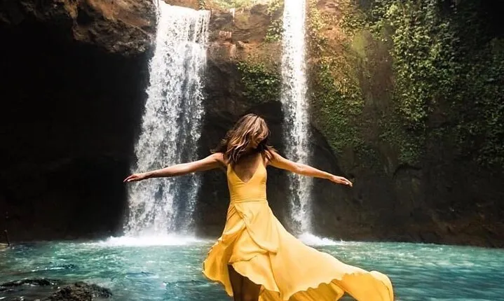 Full Day Private Tour in Ubud with Temple and Waterfalls 