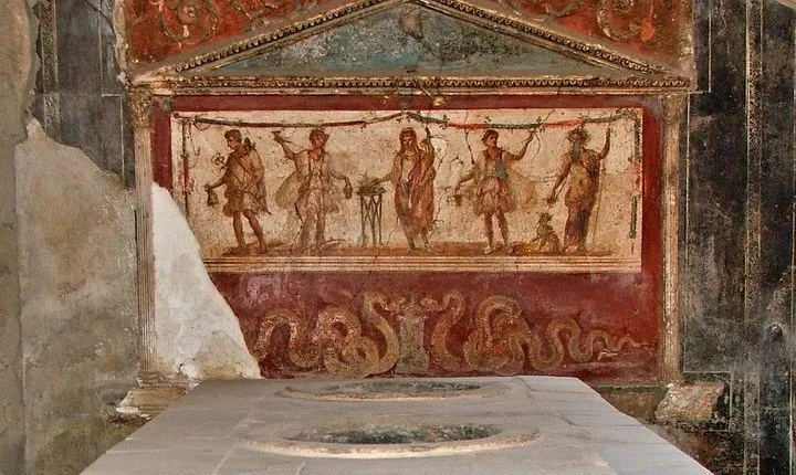 Private Day Tour of Pompeii, Sorrento and Positano with Pick Up