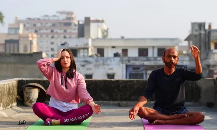 Roof Top Yoga Class in Jaipur with Transportation facility