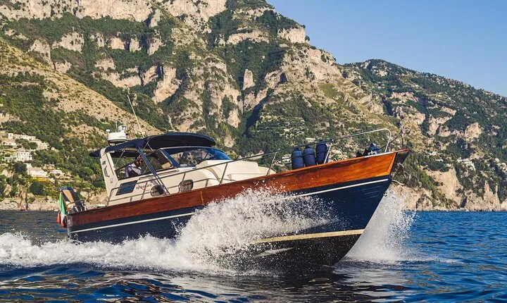 Private Tour from Sorrento to Capri - Gozzo Apreamare 10