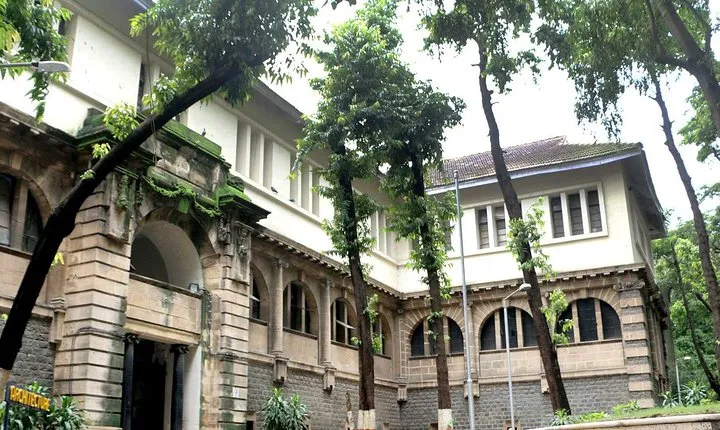 Private Food Tour: Eat Like A Parsi In Mumbai