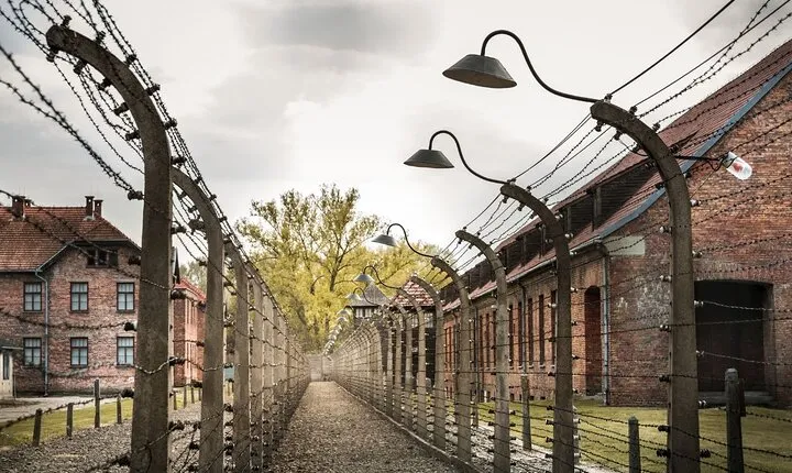 2 Days Tour to Auschwitz and Krakow from Warsaw