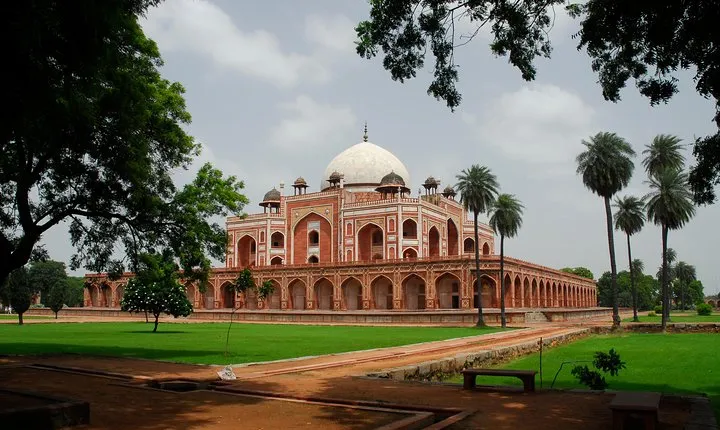 Delhi City Tour: Heritage and Cultural Gateways